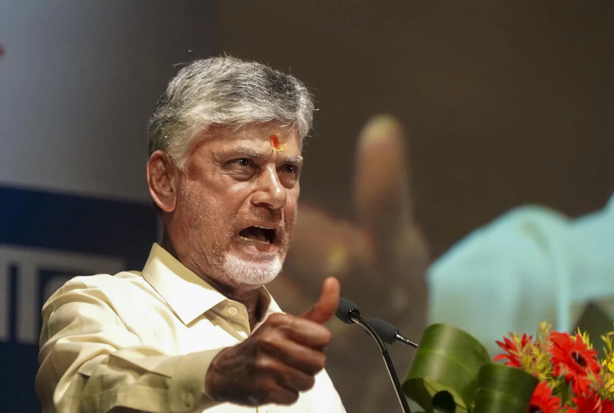 Andhra CM urges Centre to set up shipbuilding centre at Dugarajapatnam