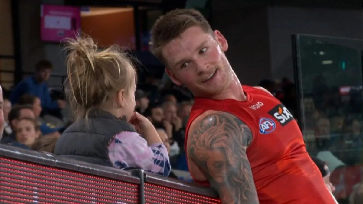 AFL star Bailey Humphrey wins hearts as ‘extremely wholesome’ moment with young fan goes viral