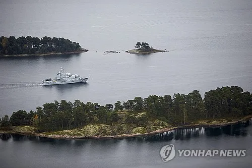 스웨덴 핵심 해군기지 인근에 푸틴 연계 러 부동산…"압류해야"