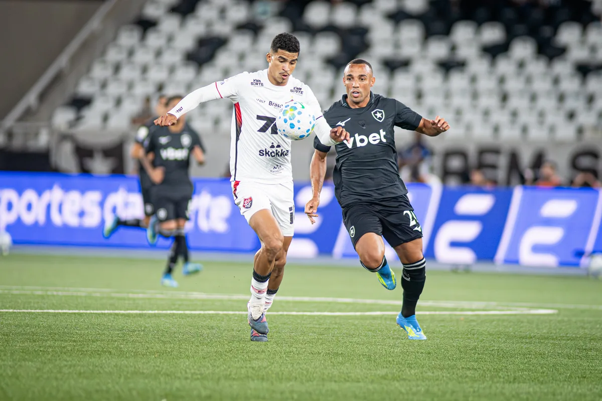 Entre as piores defesas da Série A, Vitória e Botafogo têm ataques opostos