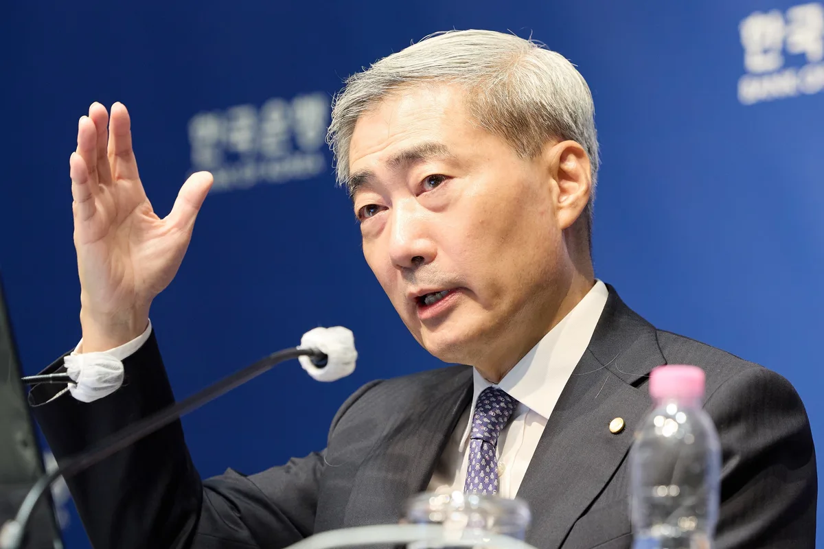 신현송 “확장 재정·금리 인상, 엇박자 아냐…환율은 여전히 높은 수준”