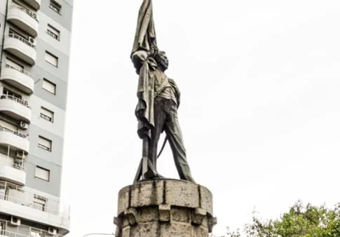 Falucho, el héroe de la Independencia que prefirió el fusilamiento a la traición e inspiró un monumento histórico