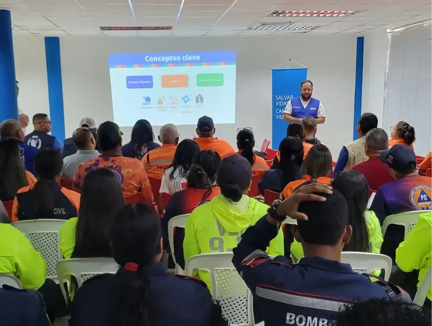 Funcionarios de Bolívar se capacitan en logística de emergencias