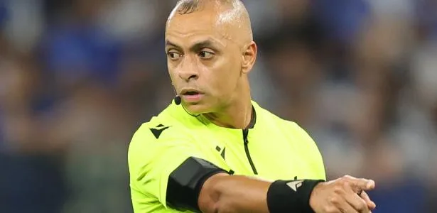 Conmebol define arbitragem para jogos de volta das oitavas da Libertadores
