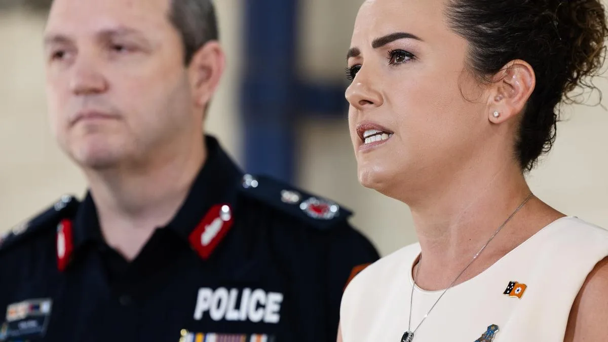 Northern Territory legalises use of pepper spray for residents 16 and above
