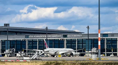 Bild: работу аэропорта Берлина приостановили из-за БПЛА