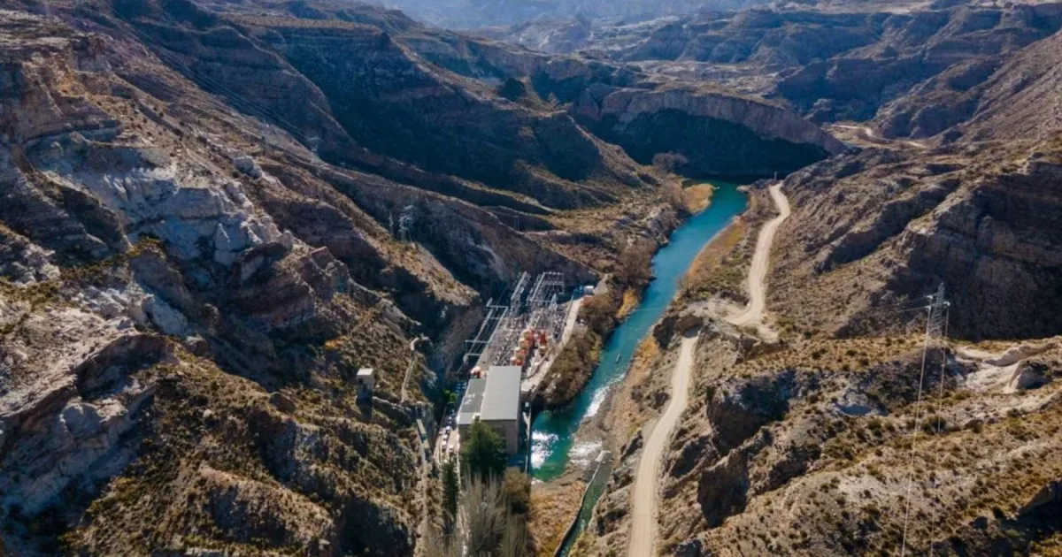 Conflicto por el río Atuel: Milei le otorgó a Mendoza la totalidad de las regalías hidroeléctricas y estalló La Pampa