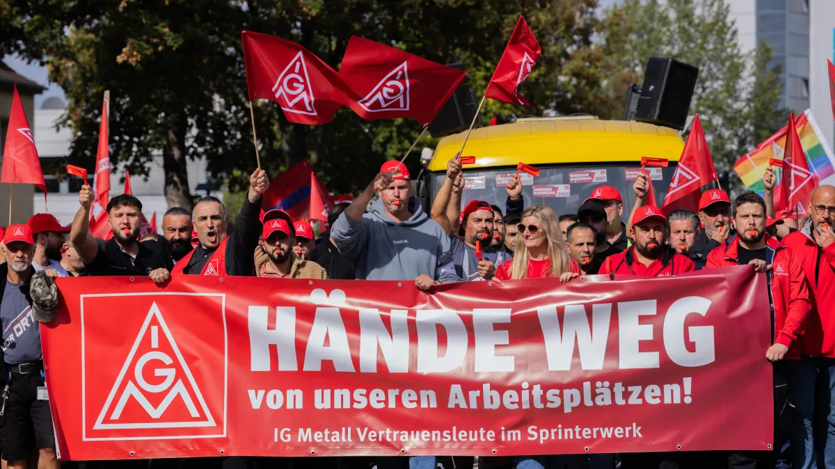 Tarifkonflikt: IG Metall fordert fünf Prozent mehr Lohn