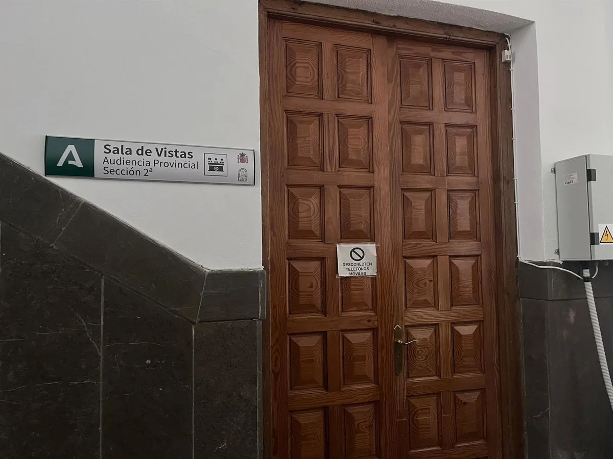 Le piden cinco años de cárcel y 25.000 euros de multa por traficar con MDMA, ketamina y cocaína en Granada