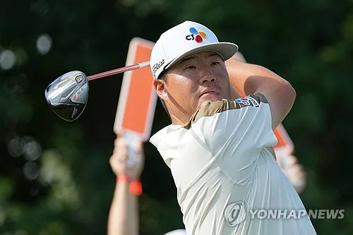 임성재, PGA 투어 PO 2차전 1R서 공동 12위…1위와 3타 차