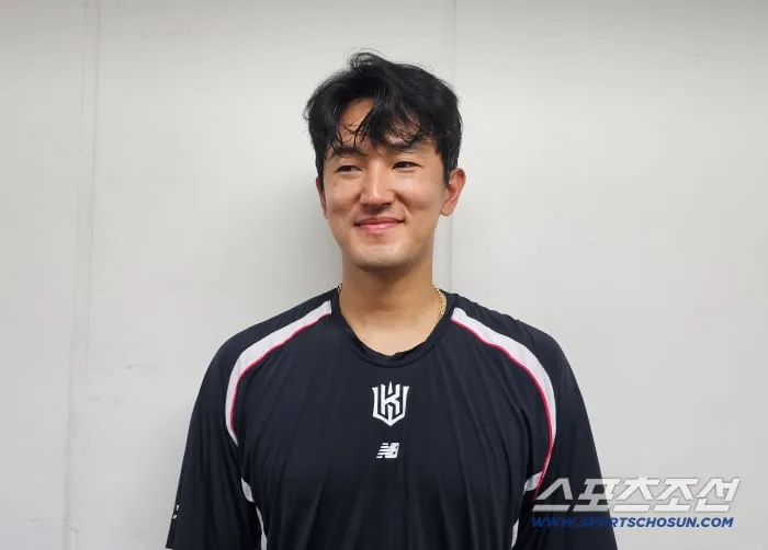 "타자가 피하고 싶은 곳에 던지면 된다" 나홀로 독야청청 비결?…'新구종 개발 → 제구 개선' 35세 고영표의 끊임없는 노력 [인터뷰]