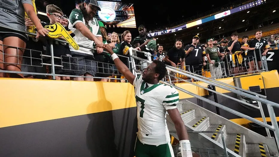 Jets say Geno Smith delivers 'exactly what we were looking for' in 2026 debut, so here comes the overreaction