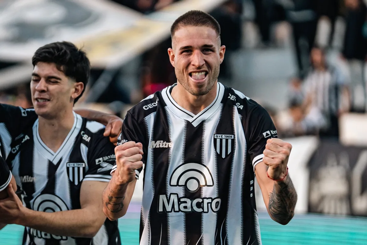 La historia de Agustín Módica, el italiano que se salvó de una tragedia y es el sorpresivo goleador del Clausura