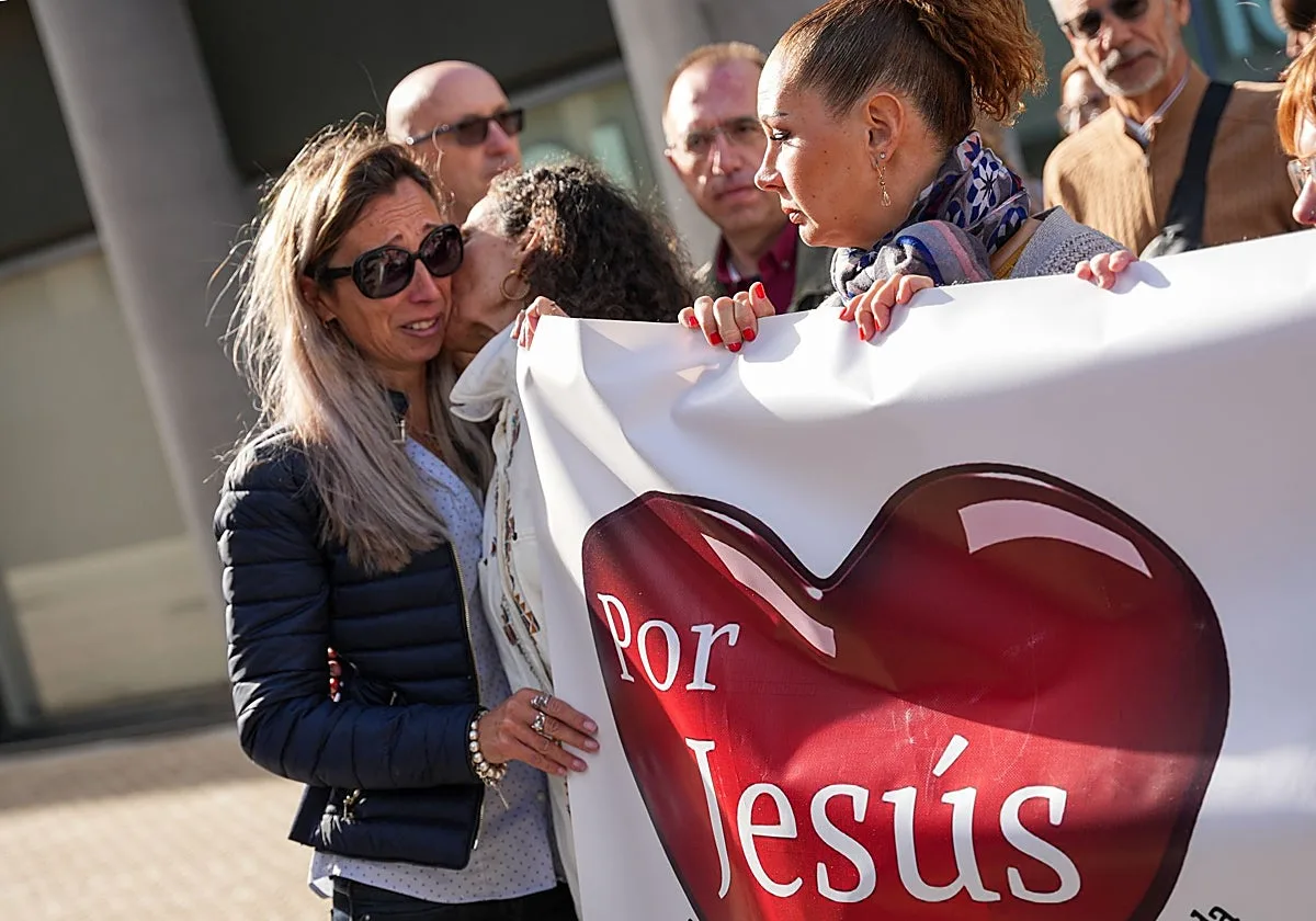 La madre de Jesús, el joven asesinado en Palomares: «No queremos vernos ante la salida de ese ser después de cuatro años»