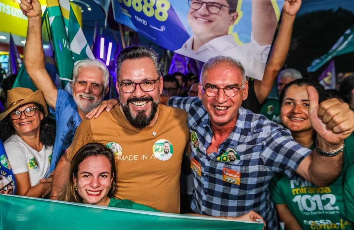 Alan Rick e Rico Leite dão pontapé inicial de campanha no bairro 6 de Agosto: “sentimento maravilhoso”