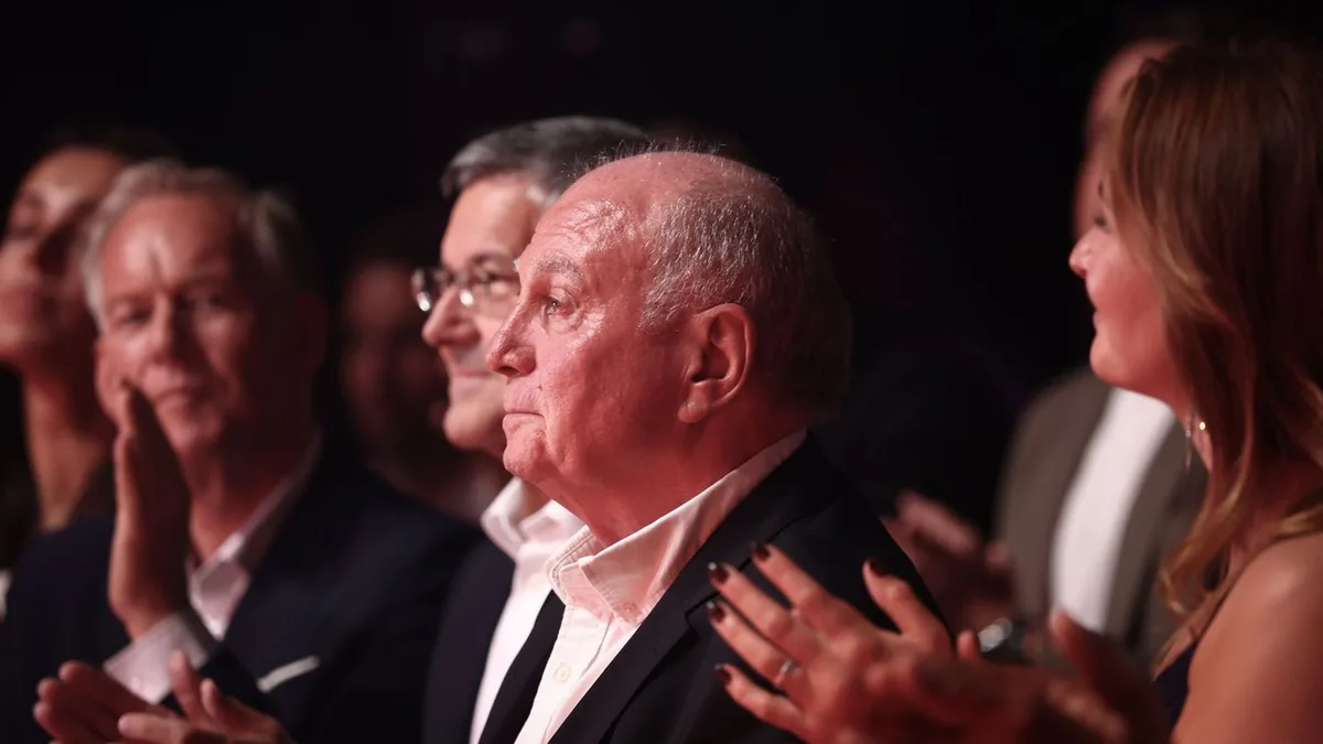 Fußball: Hoeneß erinnert an Schweinsteiger-Dank 2014: „Habe geheult“