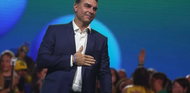 Flávio Bolsonaro na pesquisa para presidente: veja levantamentos mais recentes
