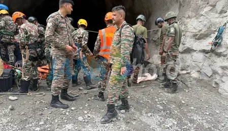 Nepal flood deaths reach 1,003 as search for missing people continues