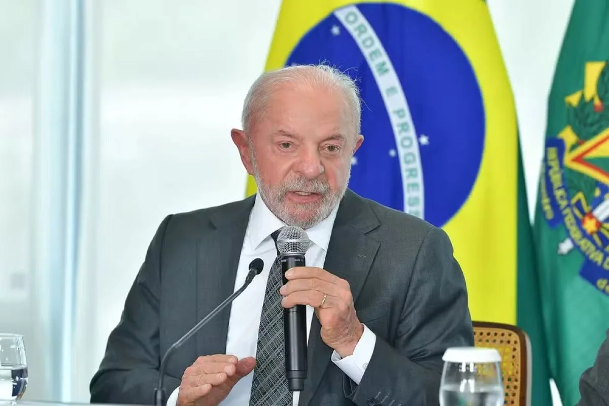 Lula acelera anúncios de campanha diante do avanço de Flávio Bolsonaro