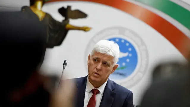 Bulgária pede reforço aéreo à NATO para combater ataques no Mar Negro