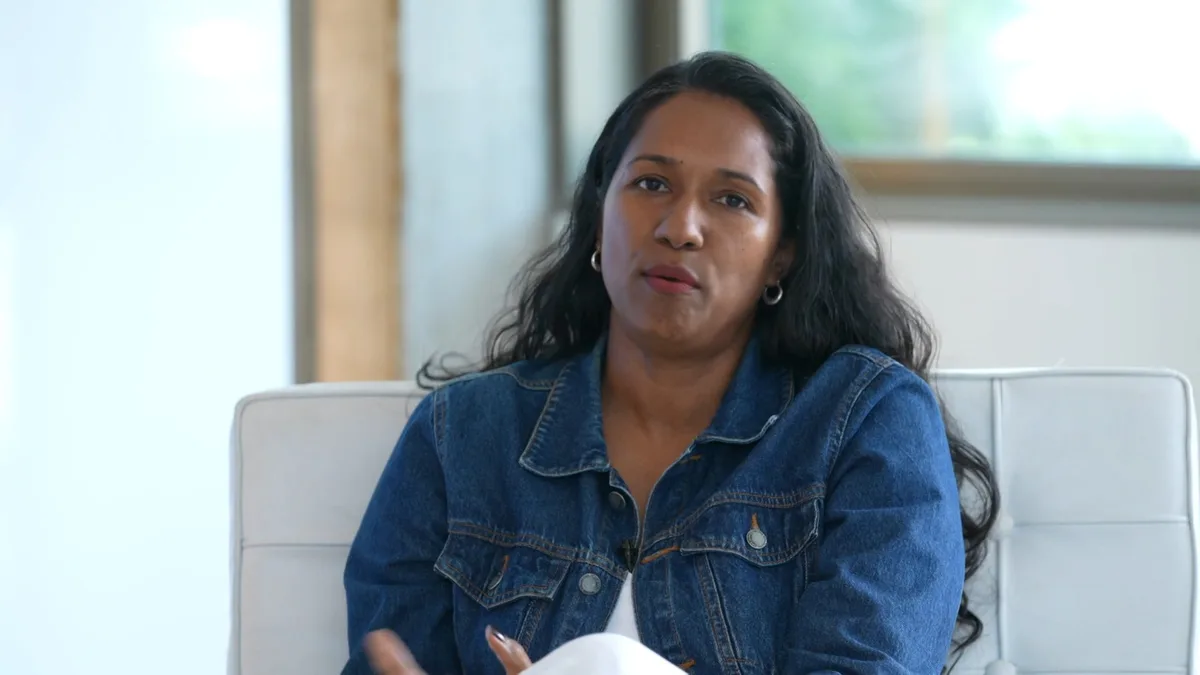 Indira Xavier defende auditoria da dívida de MG, controle estatal sobre mineração e participação popular em decisões do estado
