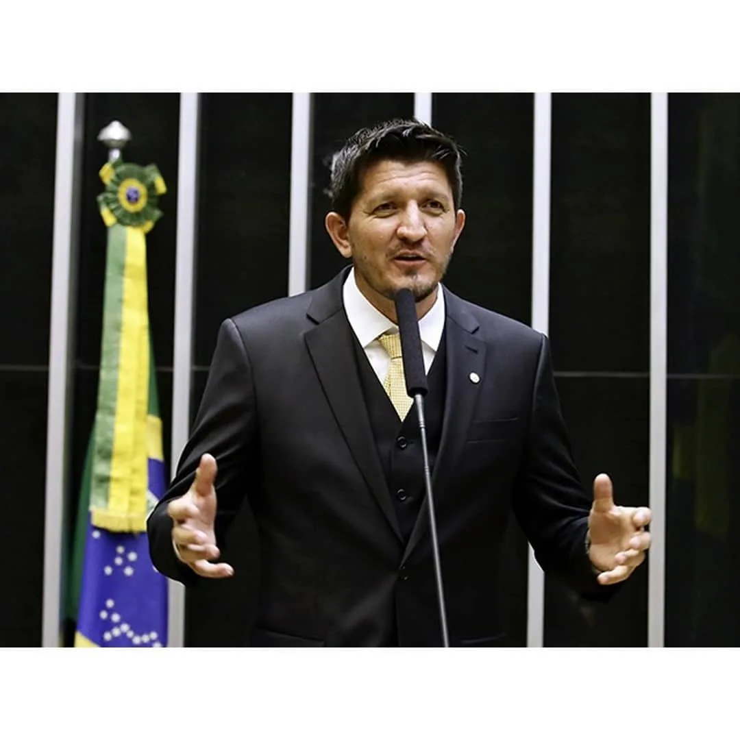 Glaustin da Fokus (Podemos) é reeleito deputado federal por Goiás com 98.652 votos