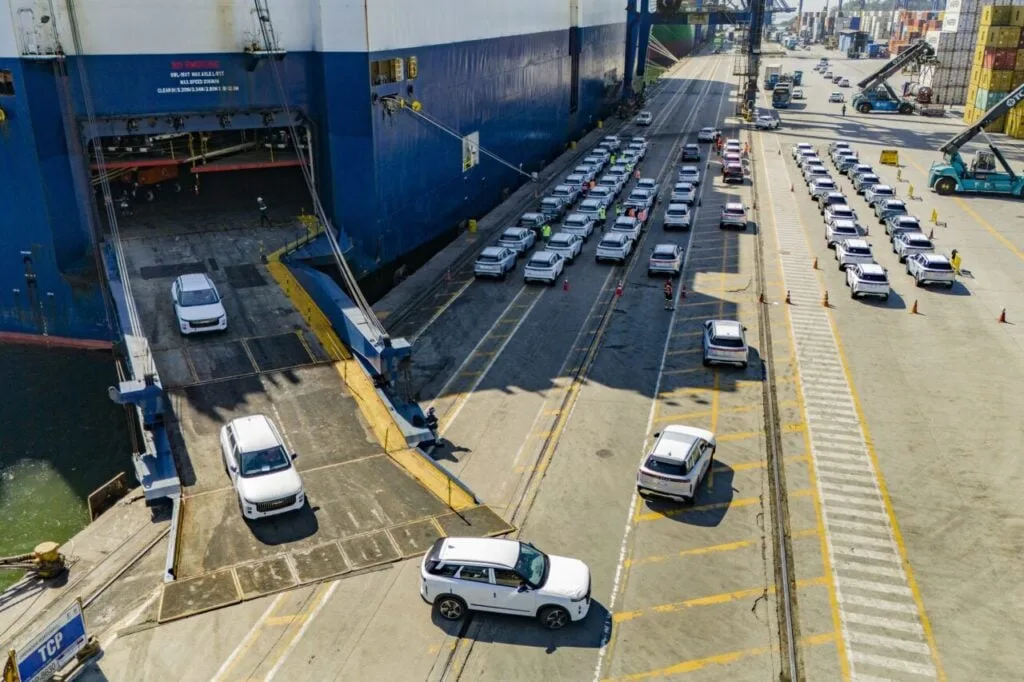 Novas marcas de veículos desembarcam no Porto de Paranaguá