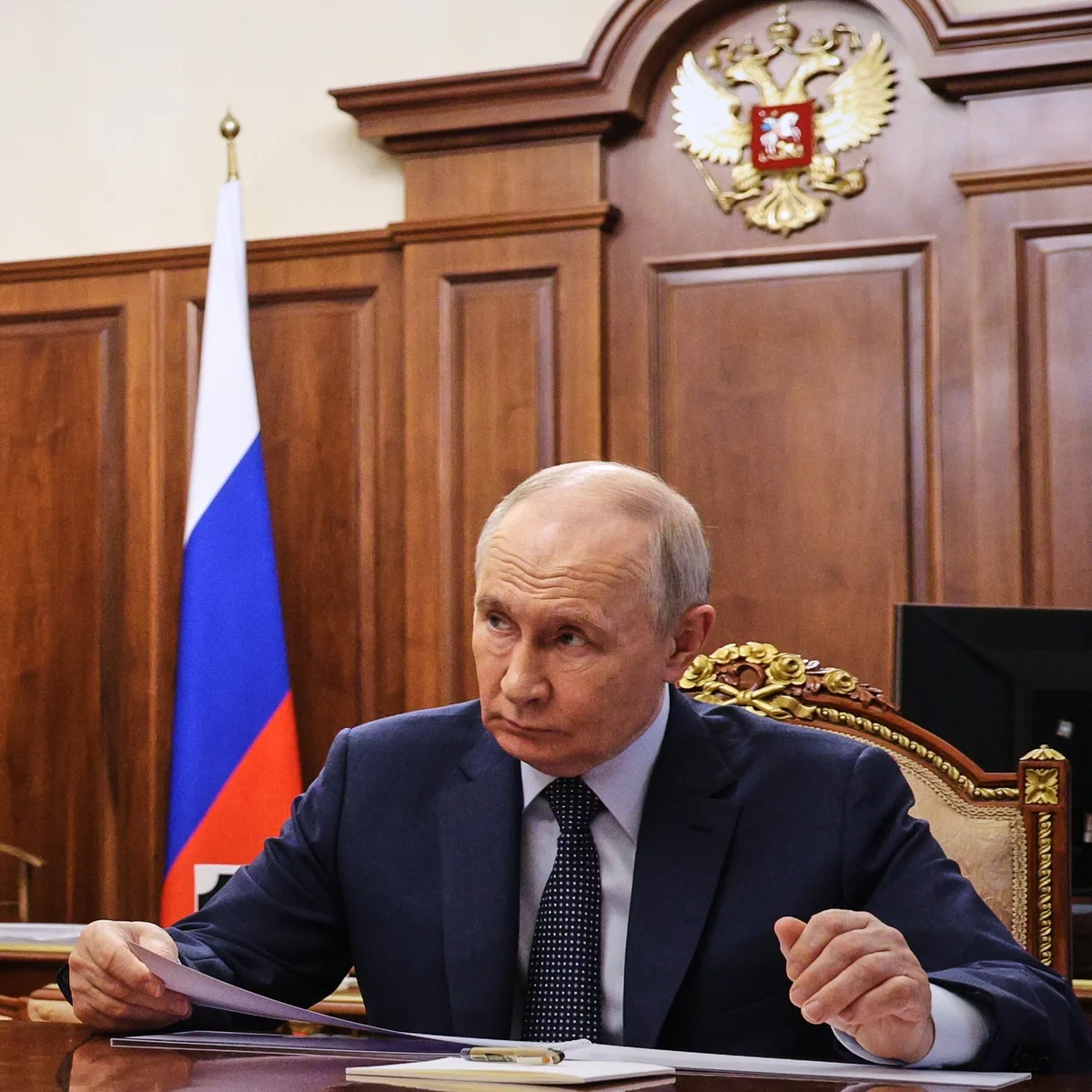 For Trump, Secret Flight Was a Stunning Ruse. For Putin, ‘a Regular Tuesday.’