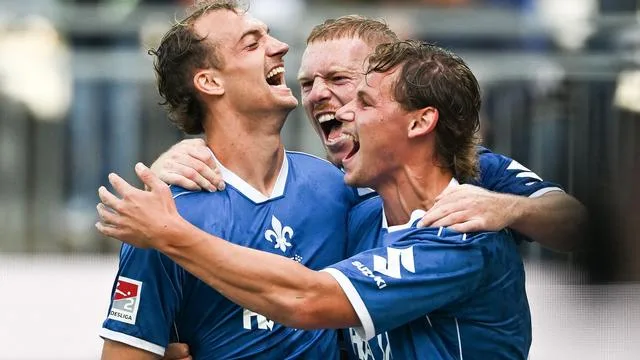 Zweite Fußball-Bundesliga: 3:1 gegen Cottbus: Darmstadt verlässt letzten Tabellenplatz