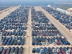 Deutsche Exporte gehen zurück: Importe chinesischer Autos steigen um 120 Prozent