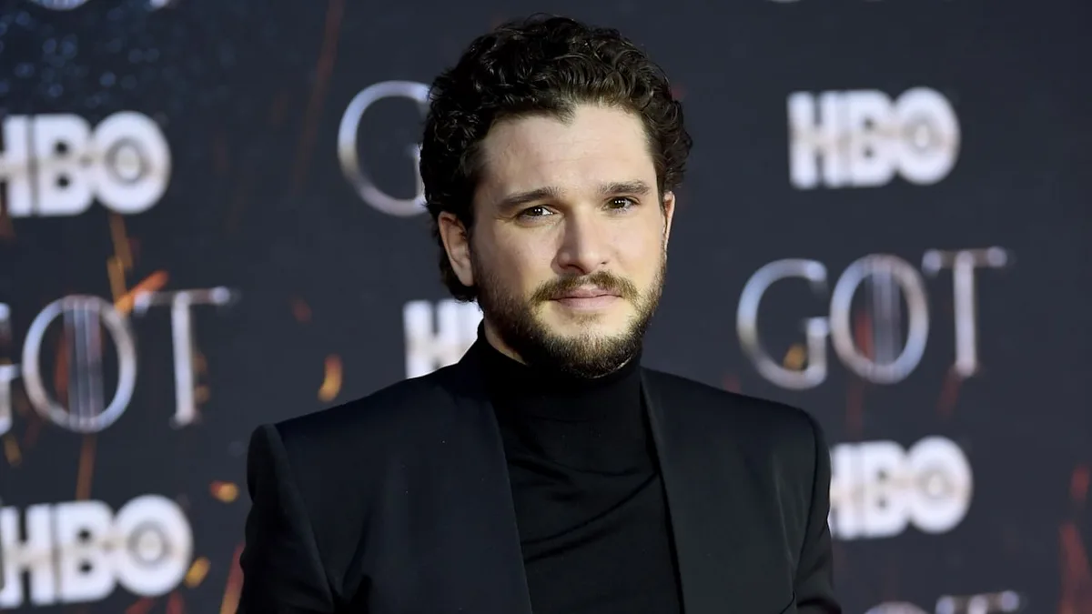 Ab nach Hogwarts - Kit Harington für „Harry Potter“-Serie gecastet