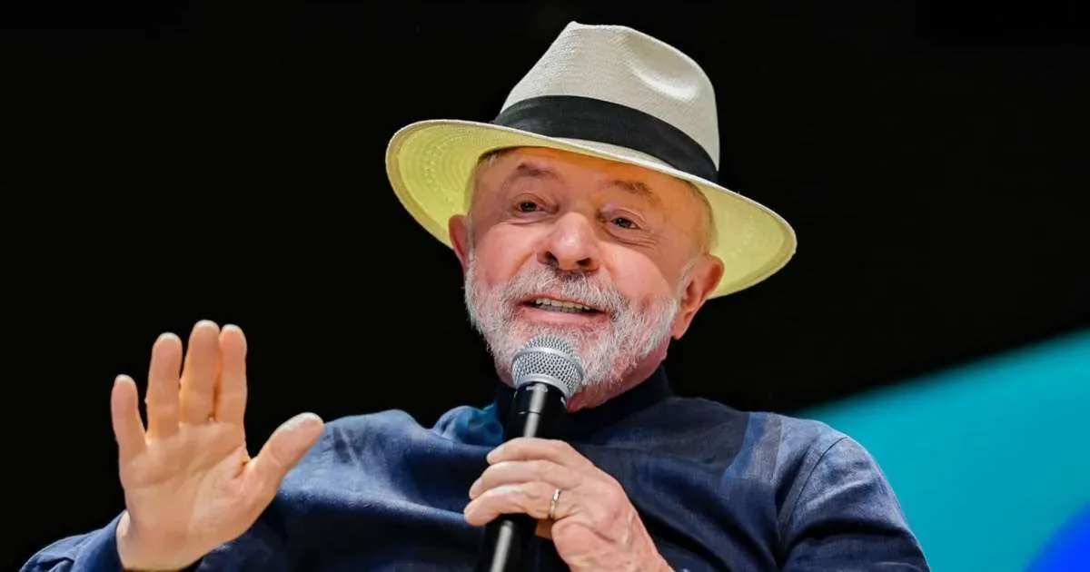 "Não vou fazer movimento pelo meu filho", diz Lula ao responder sobre investigações em sabatina