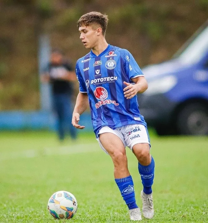 Formado na base do Grêmio e do Inter, Luiz Vidmar reforça o elenco do Confiança