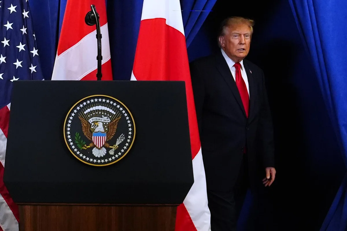 Cae a su mínimo, hasta un 29%, la aprobación de Trump en política exterior, según sondeo de CNN