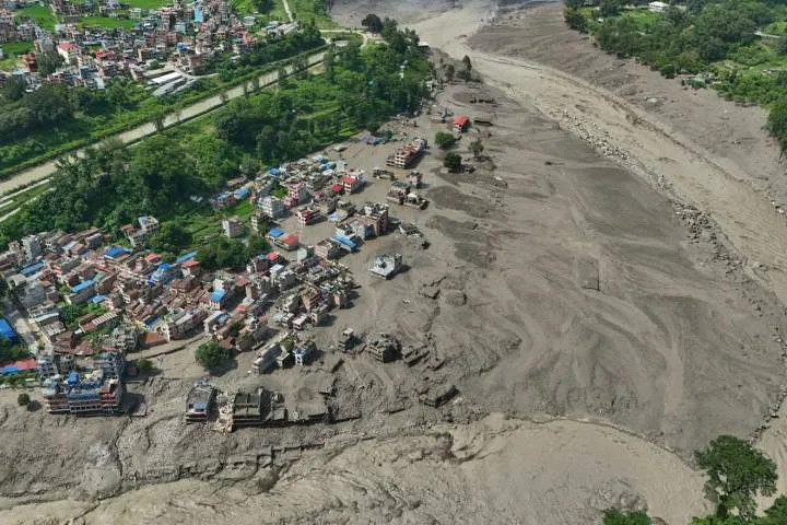 At least 95 dead after mudslide, flooding sweep through Nepal-Tibet border