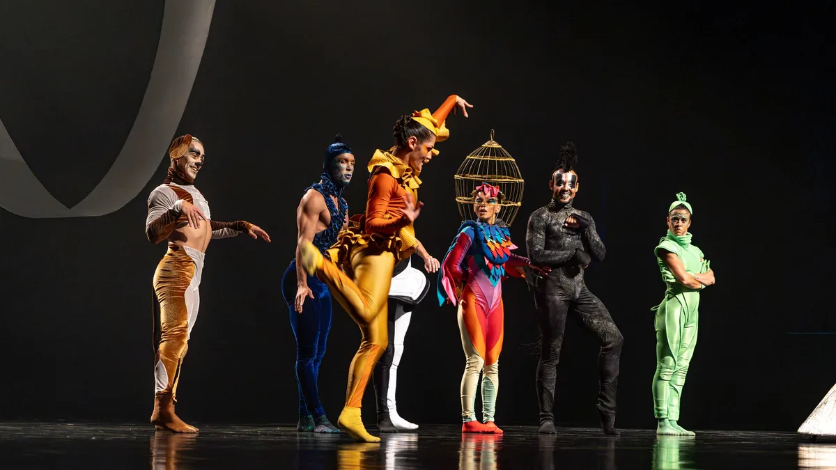 Espetáculo “Bichos Dançantes” reúne famílias no Teatro Municipal