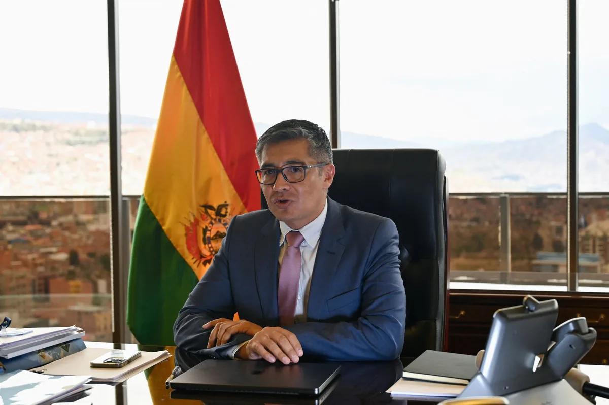 El Congreso de Bolivia censuró al ministro de Economía por no asistir a una interpelación