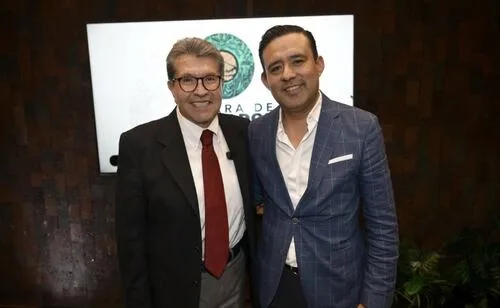 Al grito de "desafuero", diputados de Morena eligen al nuevo presidente de la Instructora; piden proceder contra Alito Moreno