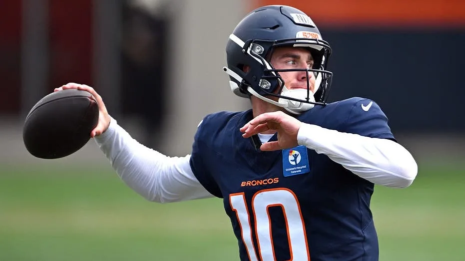 Broncos QB Bo Nix gets in a fight at practice, handles it like an ultimate football guy