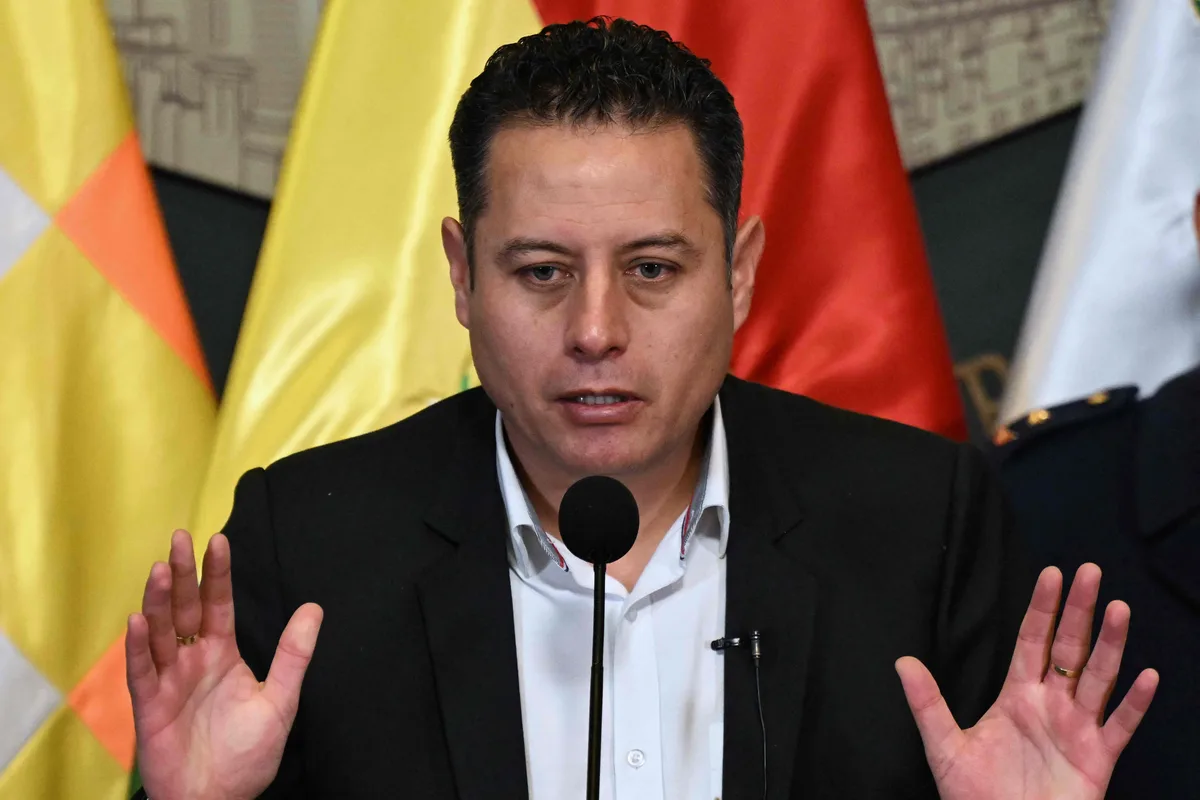 El vicepresidente de Bolivia confirmó que Cerimedo era “asesor personal” de Rodrigo Paz y le exigió que no lo encubra