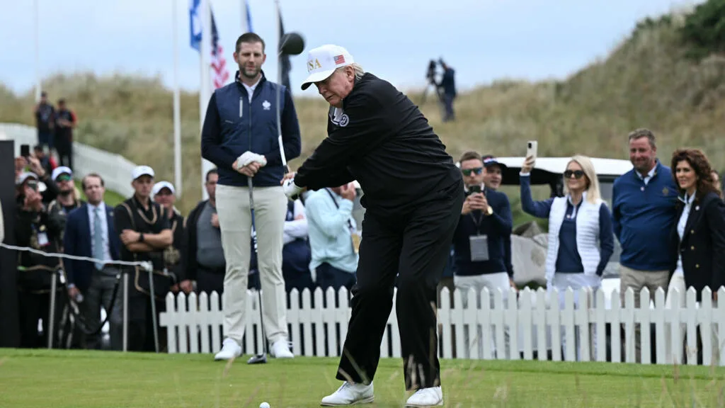 Donald Trump en Irlande pour un peu de diplomatie et beaucoup de golf