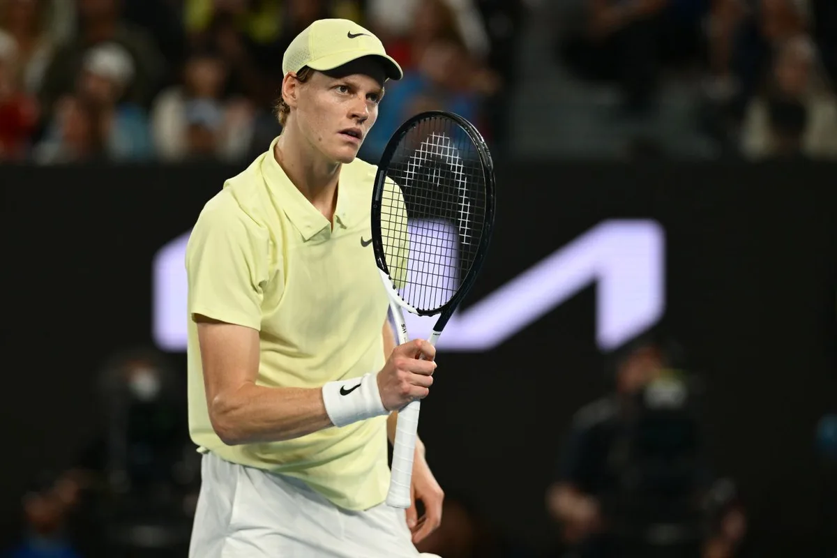 ATP поздравила Янника Синнера с днём рождения, изобразив его на троне с драконом