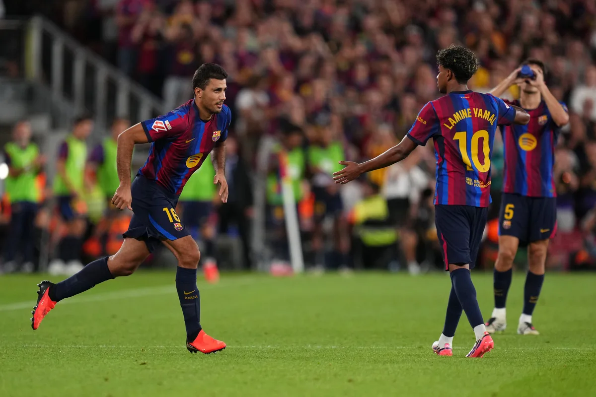 Rodri cae de pie en el Barcelona
