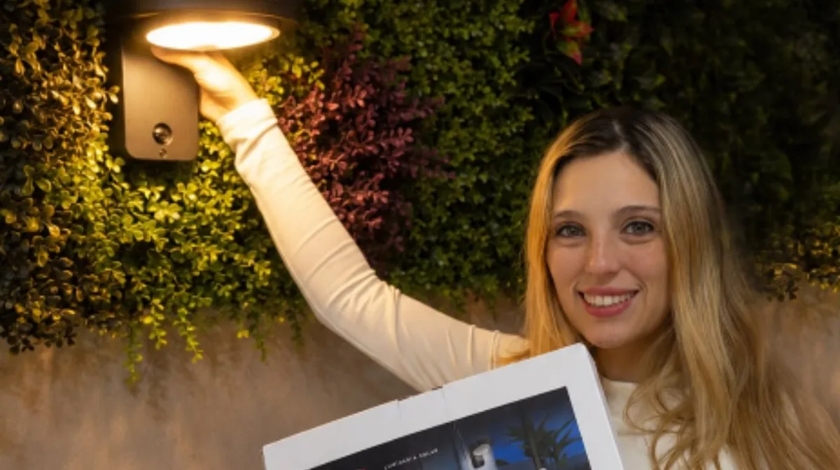Bahía Cuadro Cárdenas, electricista: “Podés cobrar un paquete de plata por una instalación pero tenés que saber administrarlo”