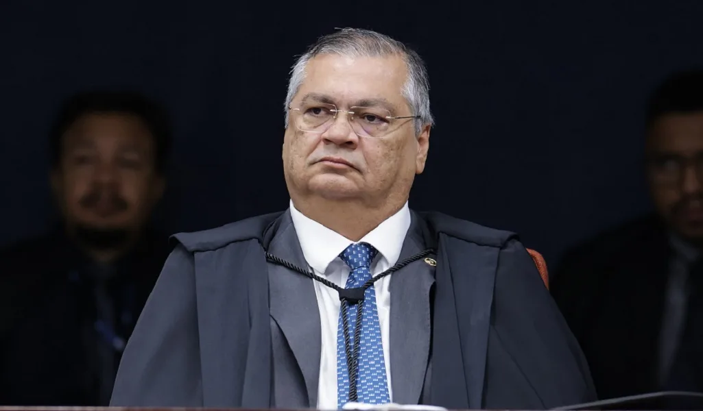 Dino cita ‘agressões e injustiças’ em meio à polêmica com repórter no Maranhão