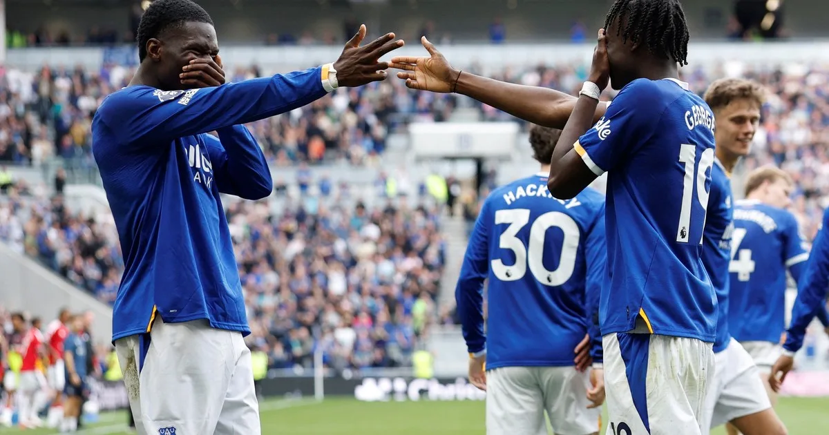 Sorpresa en la Premier League: Everton podría volver a cambiar de dueños...