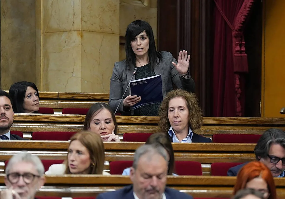 Aliança Catalana vota para no sancionar a Vox por llamar 'asesino' a Companys y Orriols lo atribuye a un error