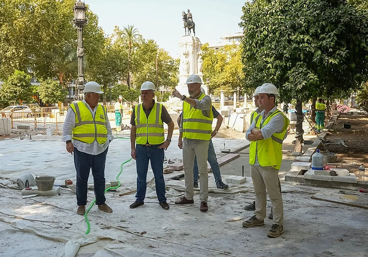 Los sevillanos se encontrarán una ciudad levantada por obras tras sus vacaciones