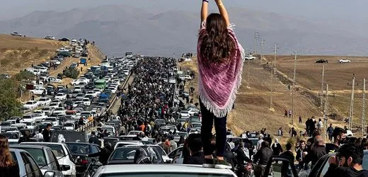 Iran: Wer gab die Schießbefehle gegen die Demonstranten?