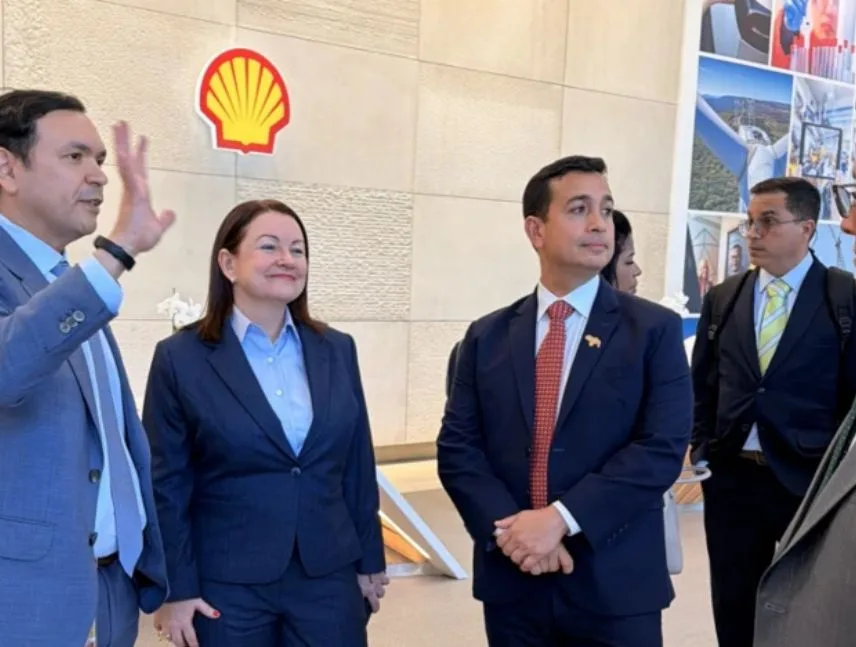Ministra de Hidrocarburos visitó la sede de Shell